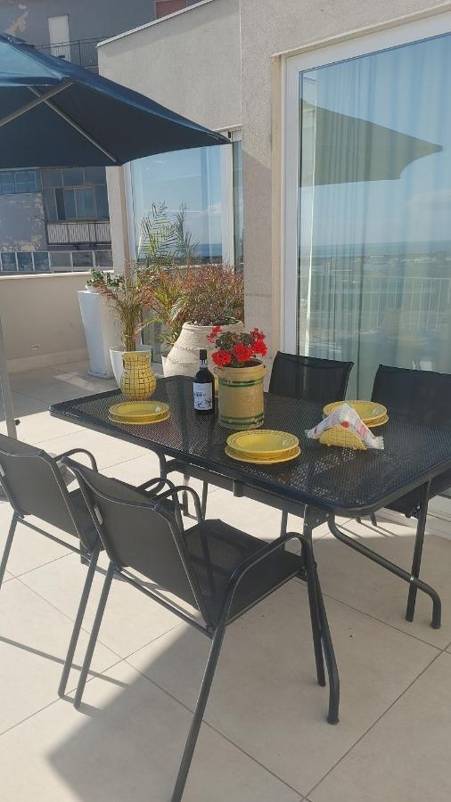 Apartment Attico Sul Porto Di E Vista Vulcano *