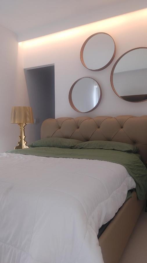 Apartment Attico Sul Porto Di E Vista Vulcano
