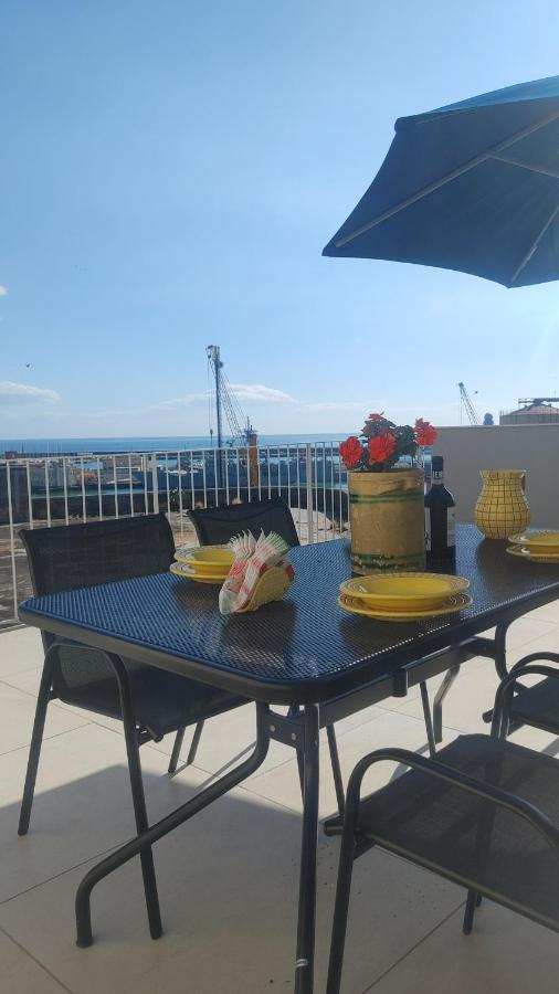 Apartment Attico Sul Porto Di E Vista Vulcano *