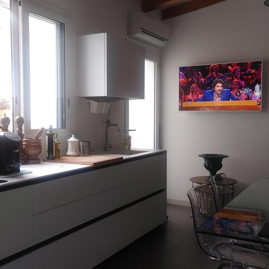 Attico Sul Porto Di E Vista Vulcano Apartment