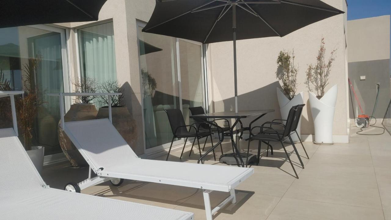 Apartment Attico Sul Porto Di E Vista Vulcano